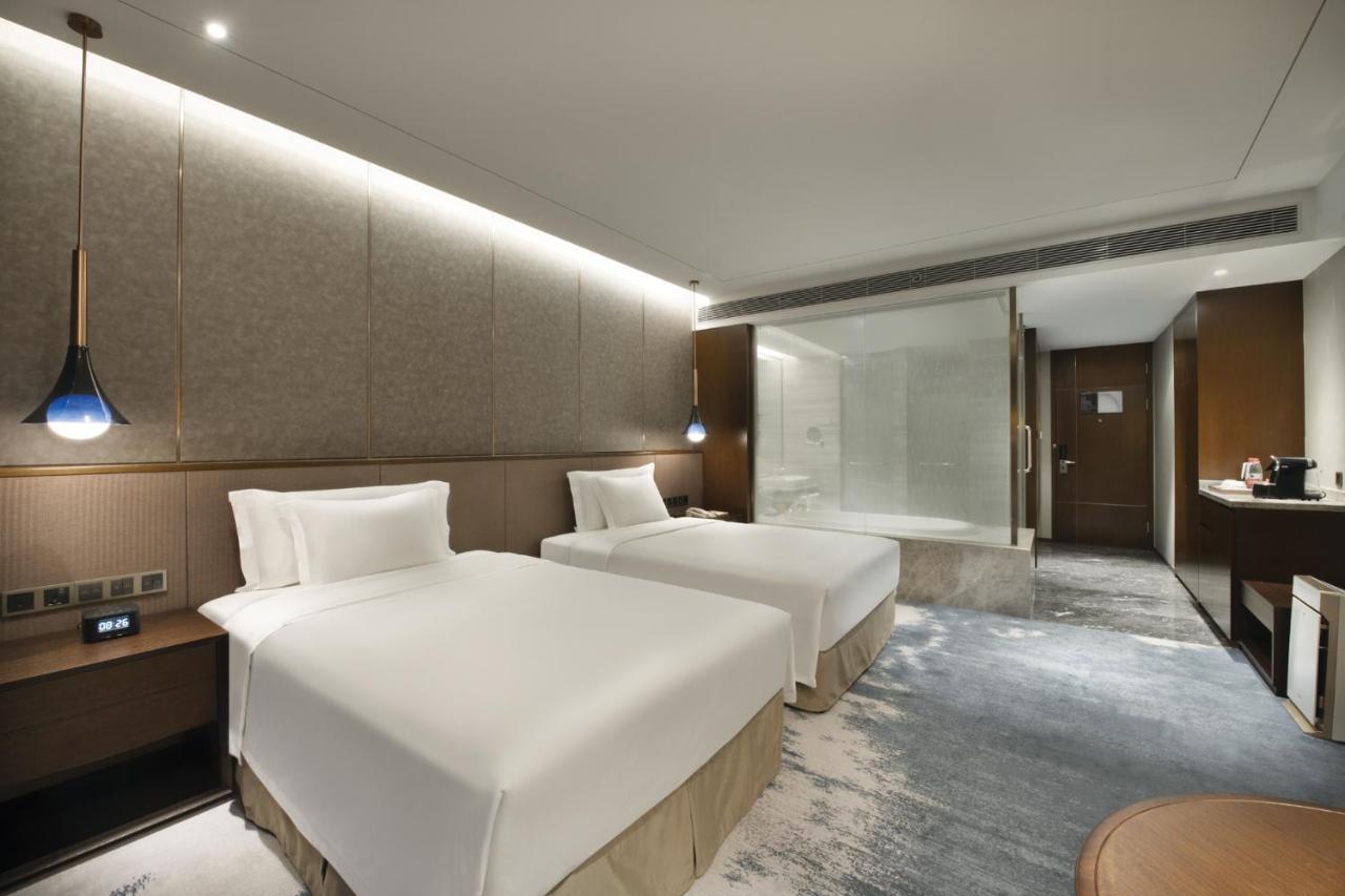 Grand Barony Qingdao Airport Hotel Екстериор снимка