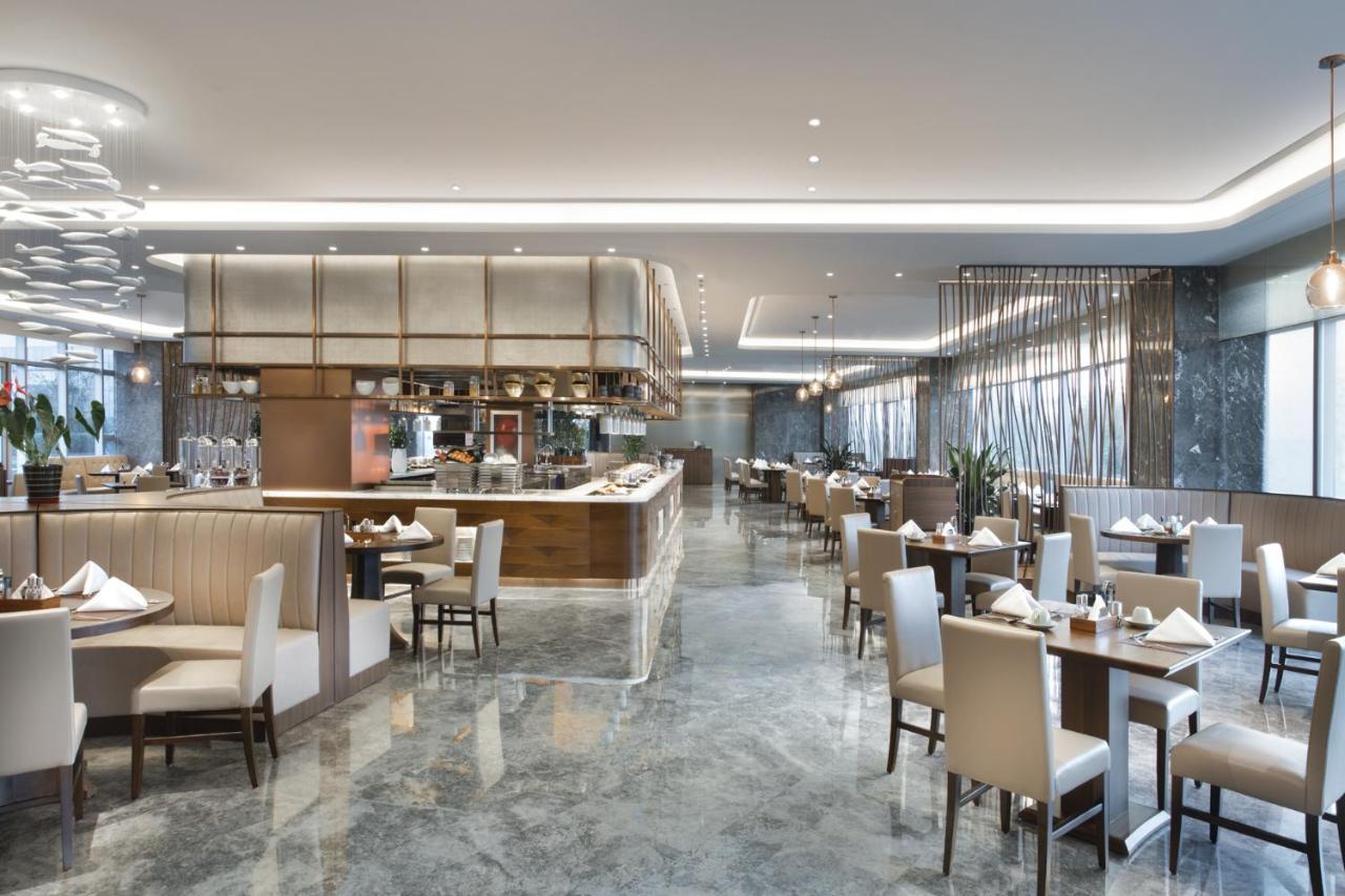 Grand Barony Qingdao Airport Hotel Екстериор снимка