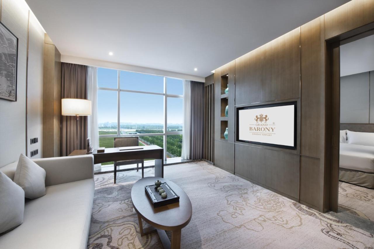 Grand Barony Qingdao Airport Hotel Екстериор снимка