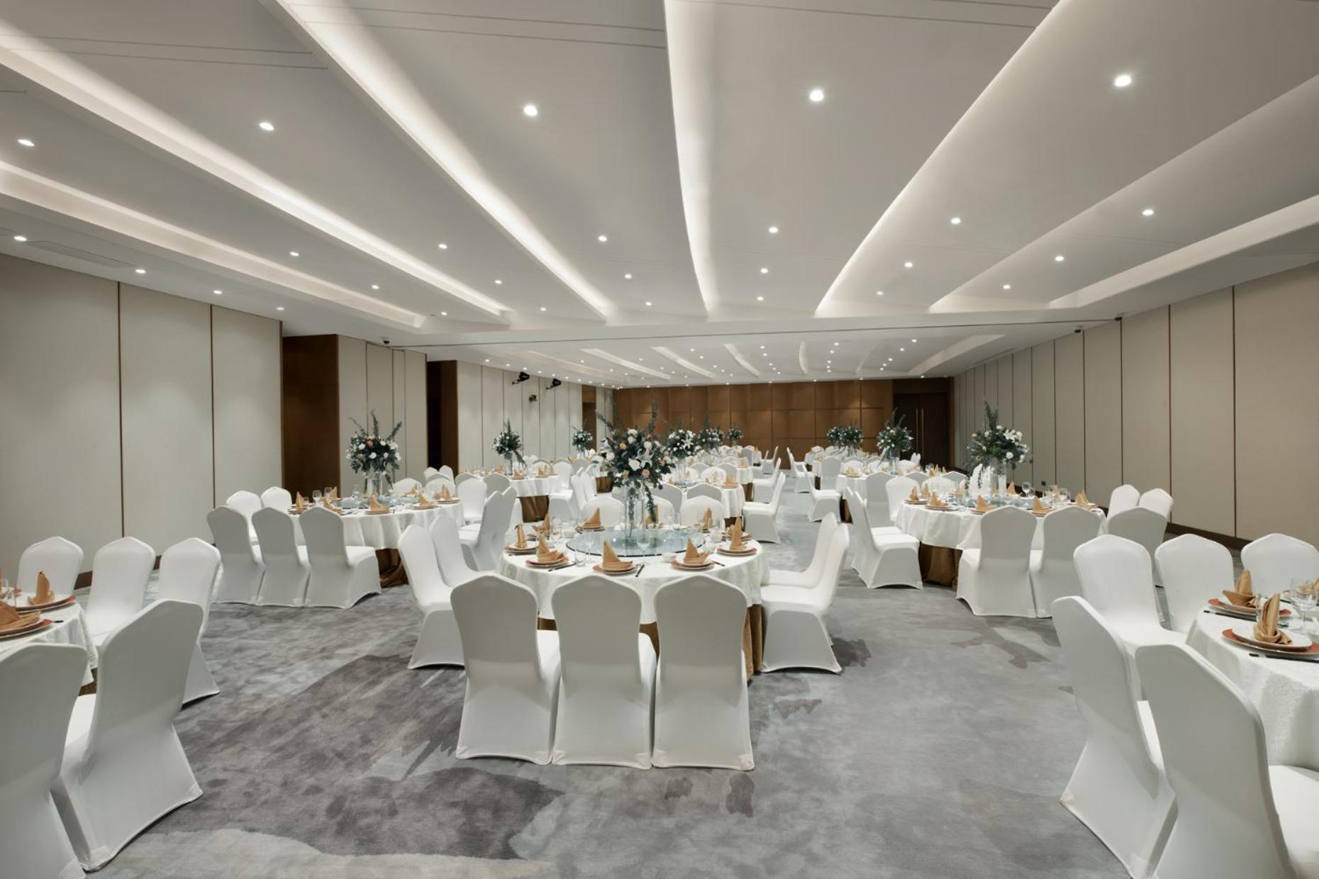 Grand Barony Qingdao Airport Hotel Екстериор снимка