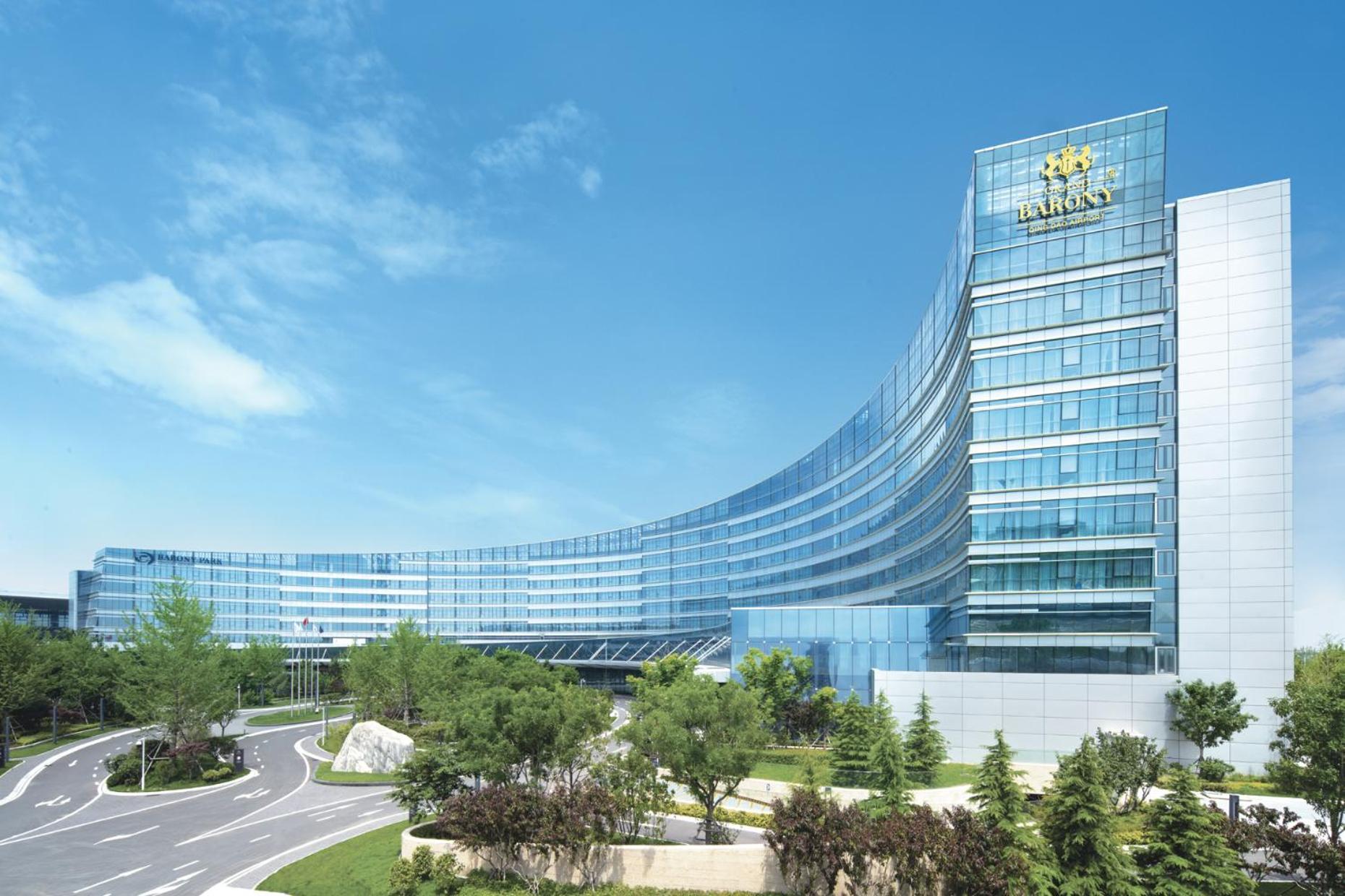 Grand Barony Qingdao Airport Hotel Екстериор снимка