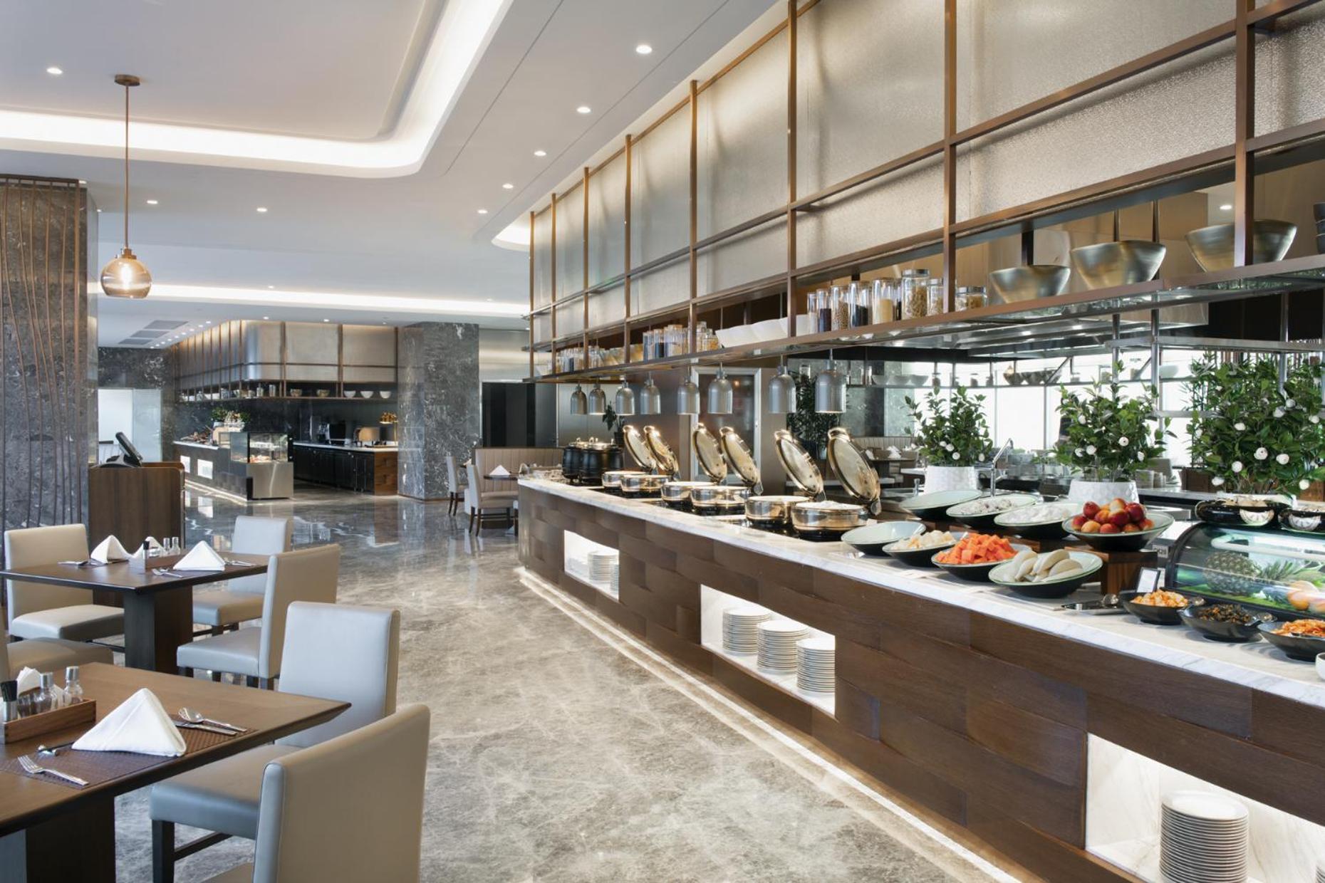 Grand Barony Qingdao Airport Hotel Екстериор снимка