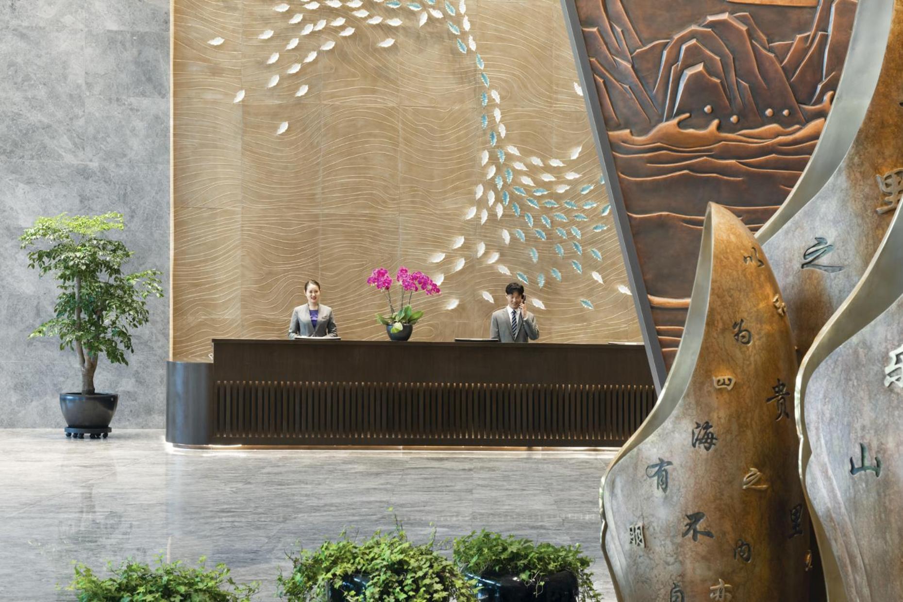 Grand Barony Qingdao Airport Hotel Екстериор снимка